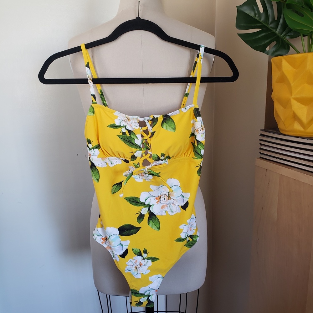 Sunshine Floral Swimsuit Size Small NEW!